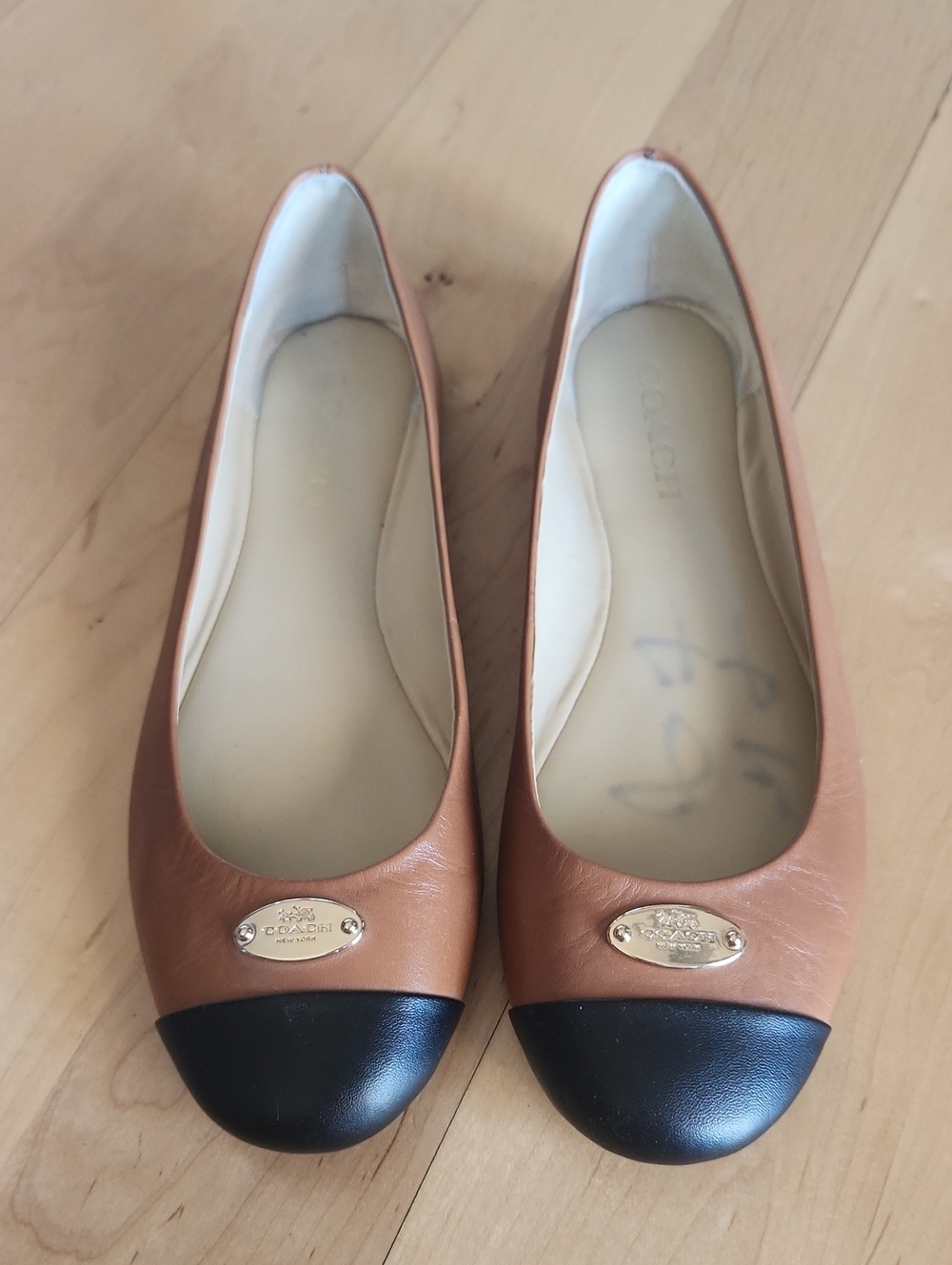 Coach Ashley Women's Two-Tone Leather Ballet Flats in Brown/Black sz 8.5B 38.5